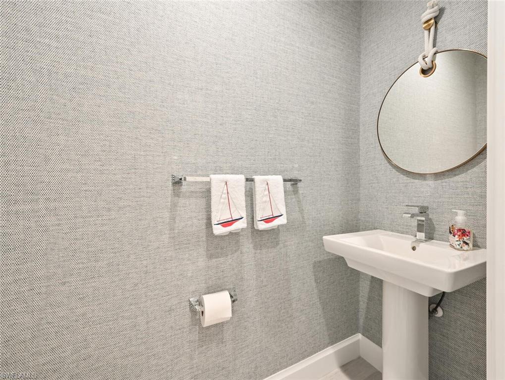 1111 Central AVE 511 photo 19