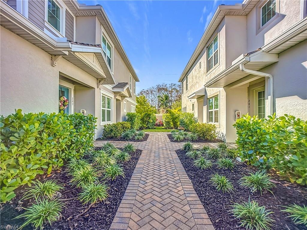 4664 Arboretum CIR 101