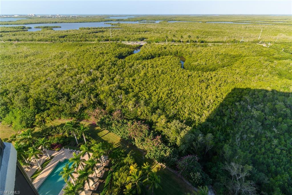 Drone / aerial view of a large body of water