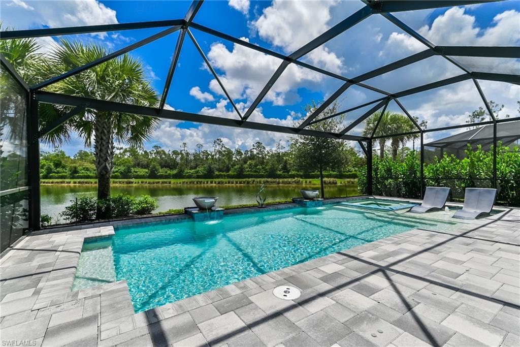 Beautiful Heated Pool and Spa