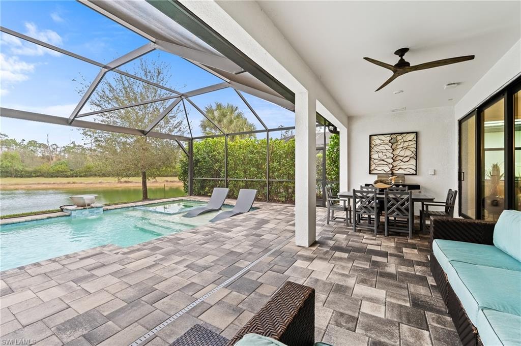 Lanai with dining area