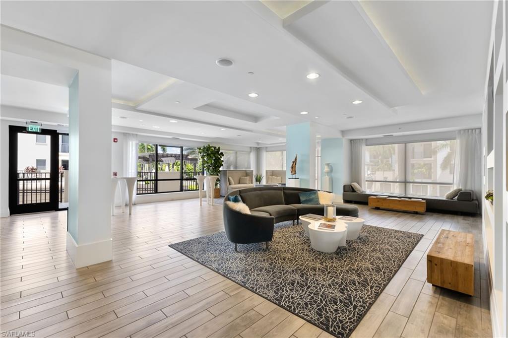 Community lobby with recessed lighting