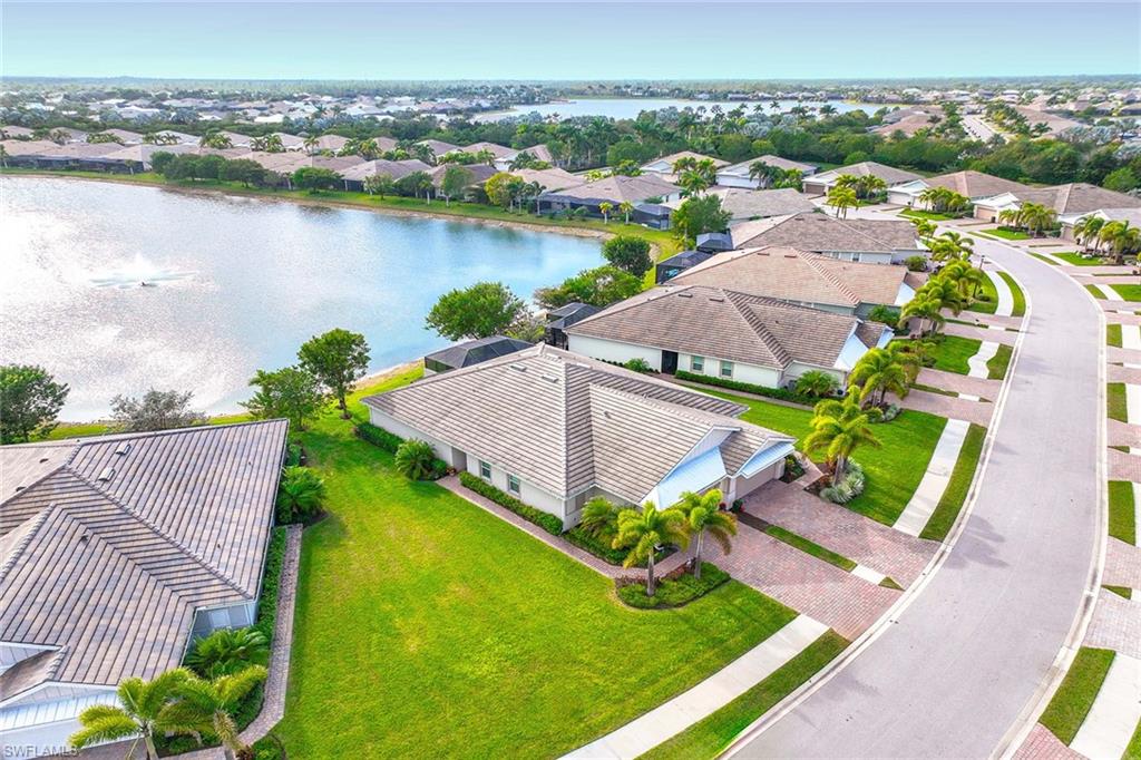 14610 Edgewater CIR