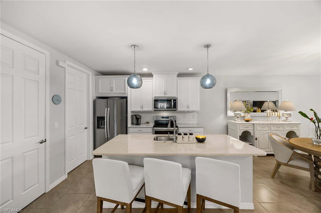14610 Edgewater CIR photo 13