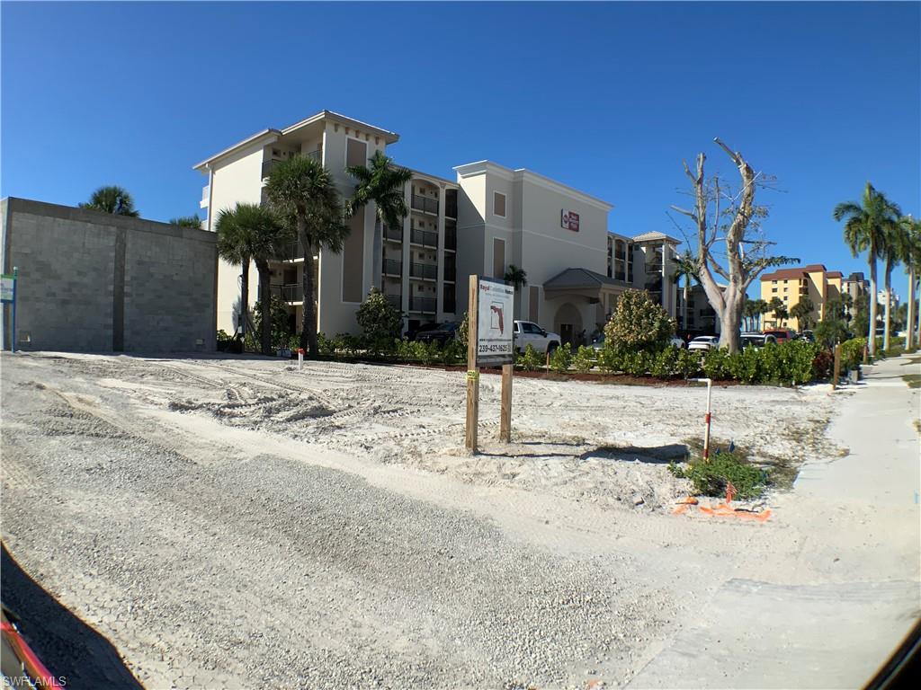 Looking into lot from left side front corner on Estero blvd