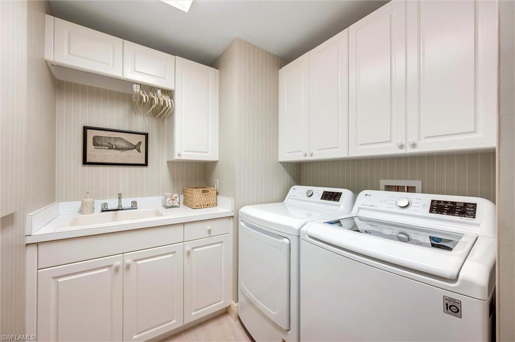 265 Indies WAY 802 photo 39