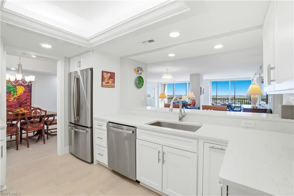 5601 Turtle Bay DR 803
