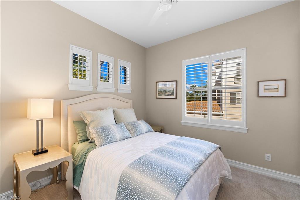 2864 Tiburon BLVD E 102 photo 28