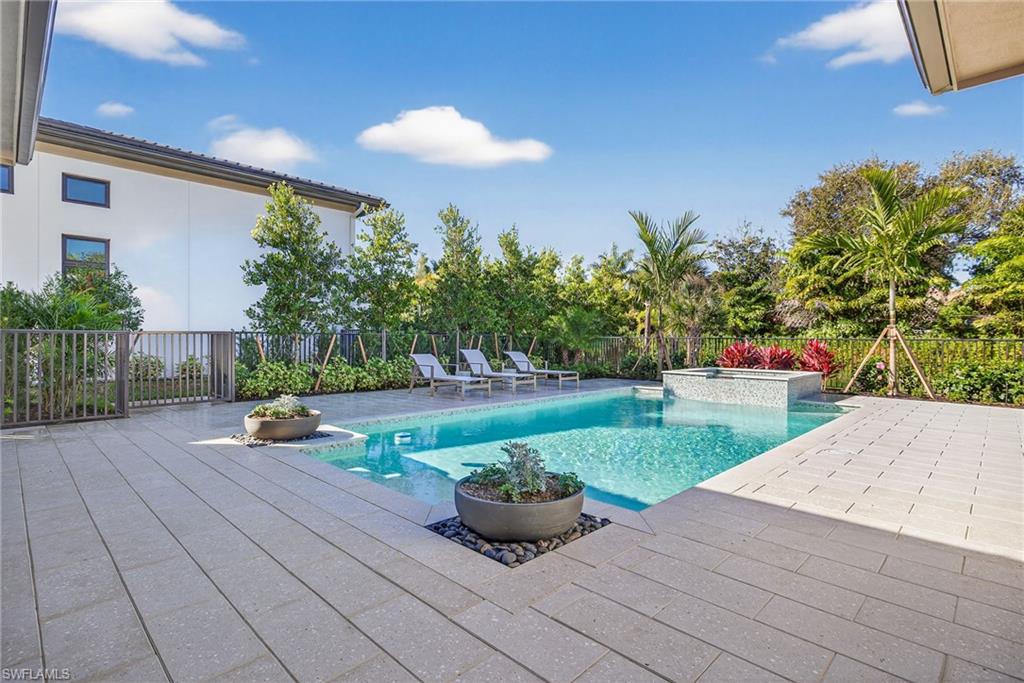 2051 Cambridge Park DR photo 37