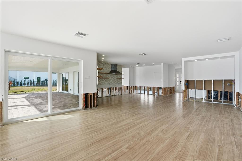 380 Conners AVE photo 13