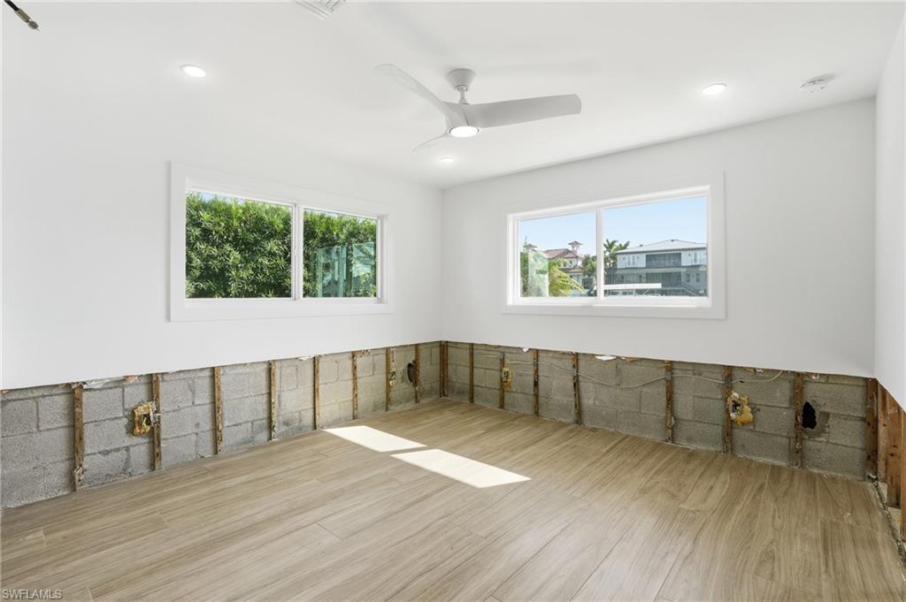 380 Conners AVE photo 26