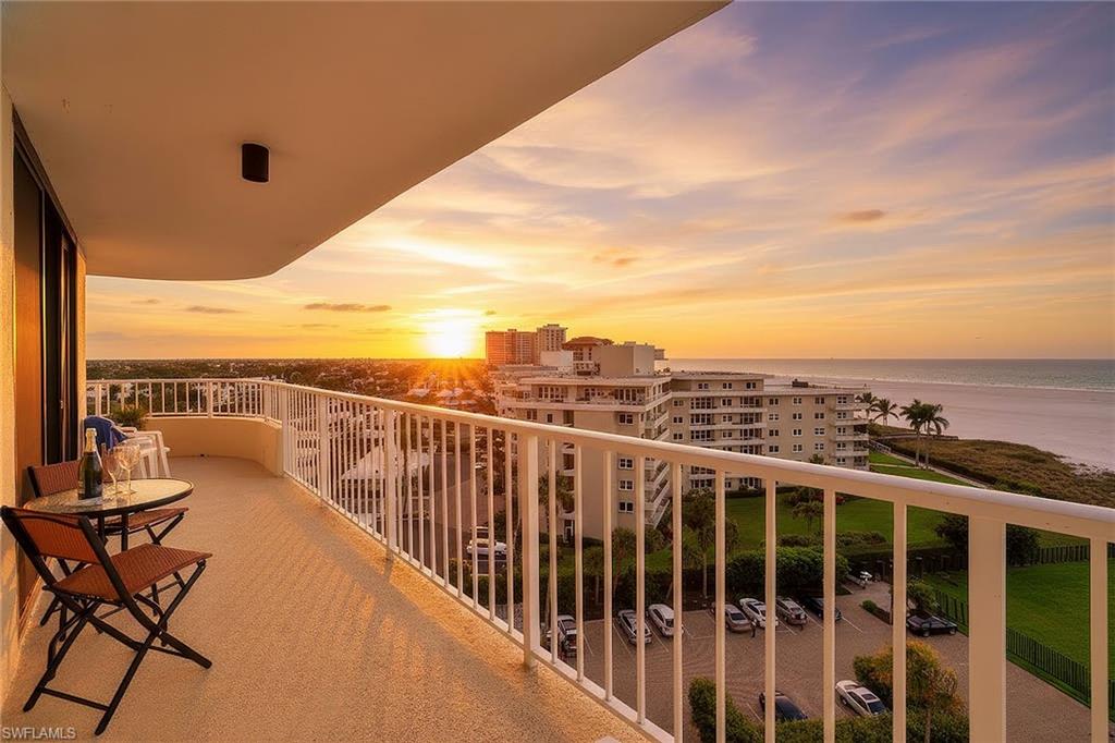 260 Seaview CT 906 photo 22