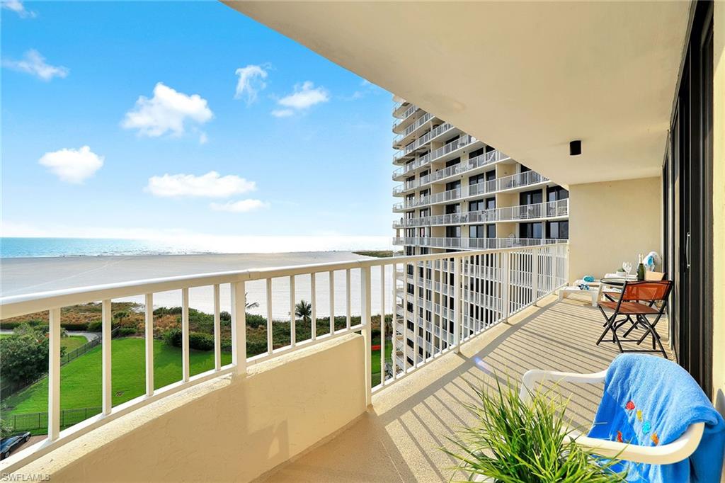 260 Seaview CT 906 photo 8