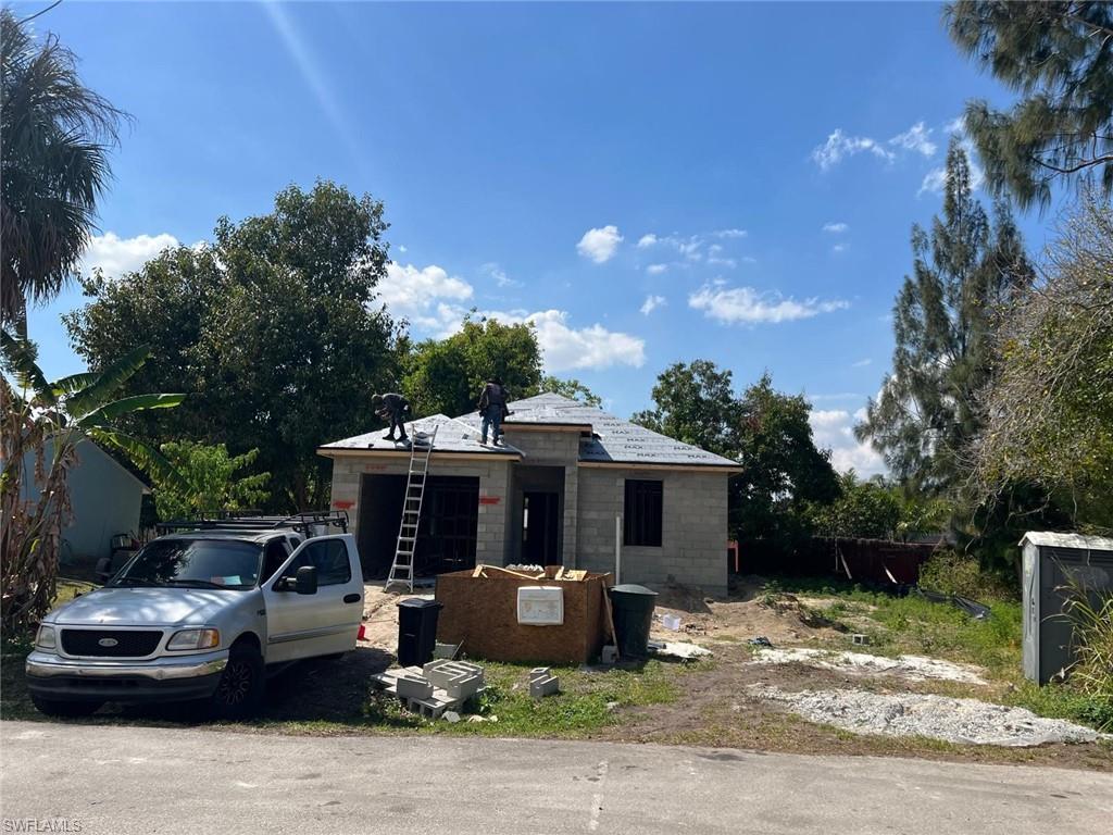 211 Charlotte AVE photo 10