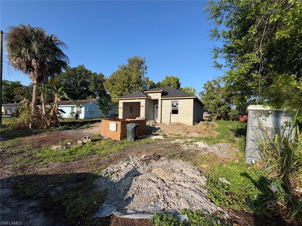 211 Charlotte AVE photo 11