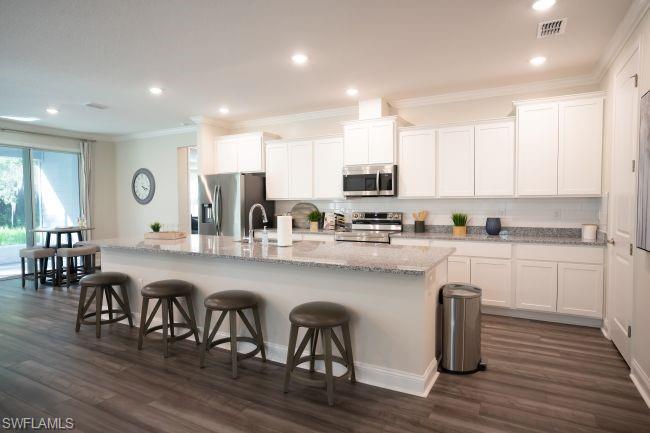 Model home - actual features may vary.