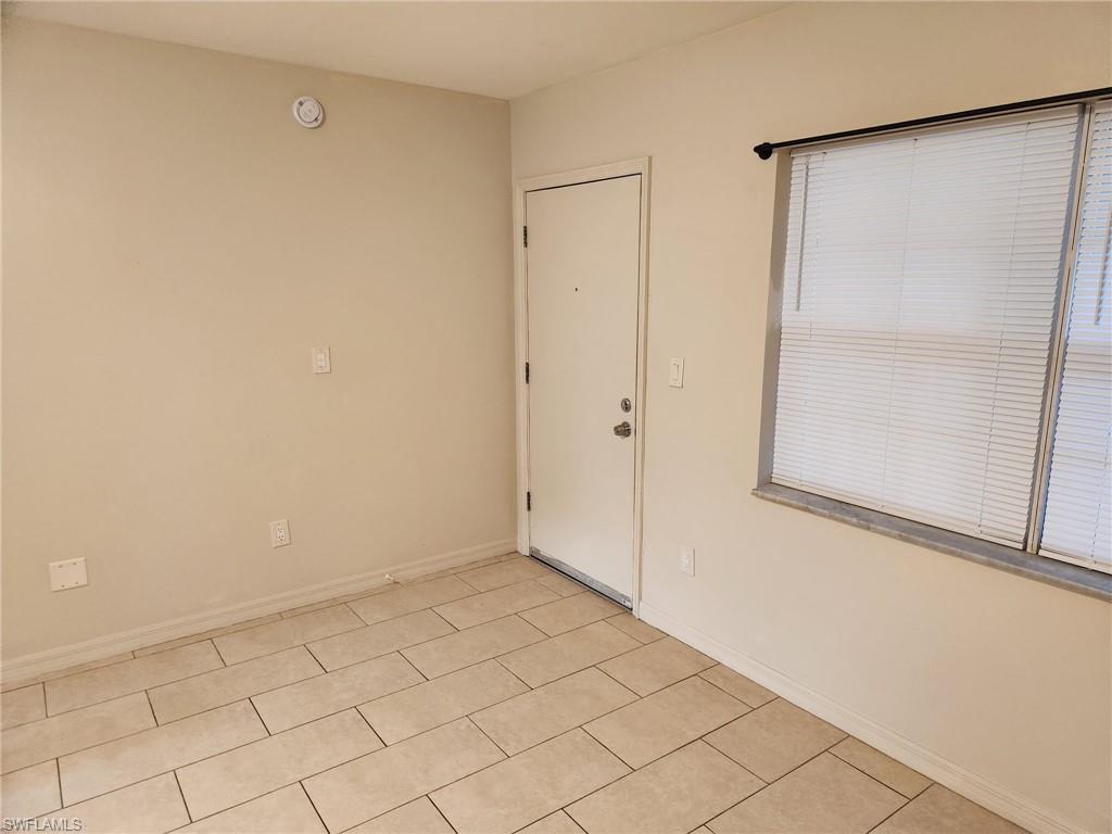 1062 Hartley AVE 203 photo 9