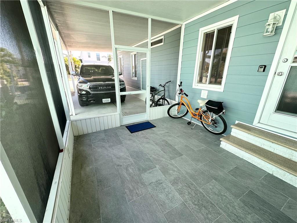 Front lanai
