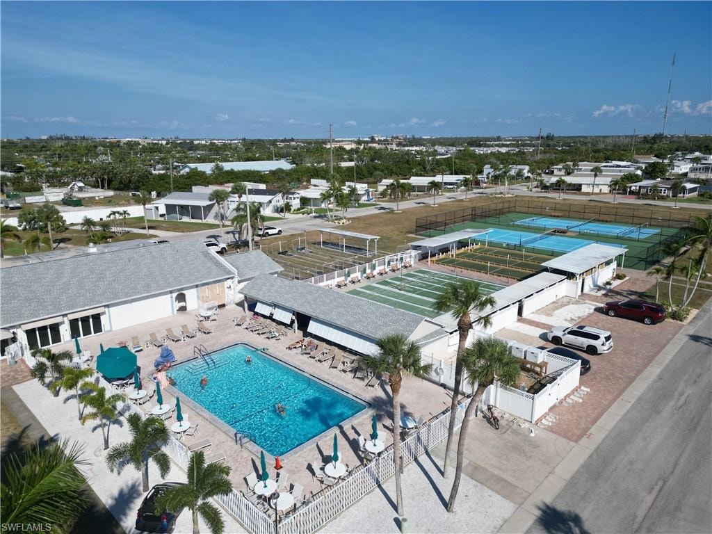 Adult recreation area