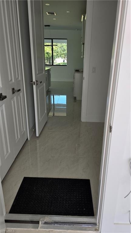 W/D Tub Cabinet, CLOSET