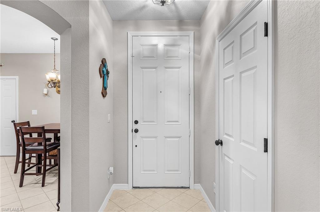 3331 Dandolo CIR