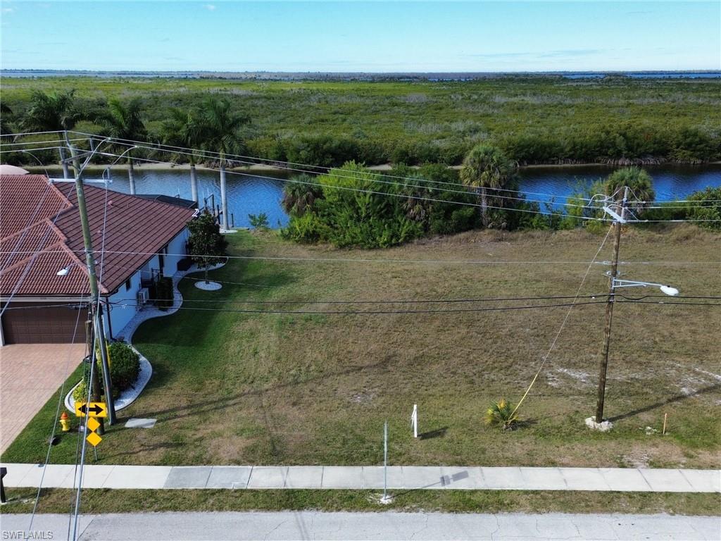 3216 Surfside BLVD