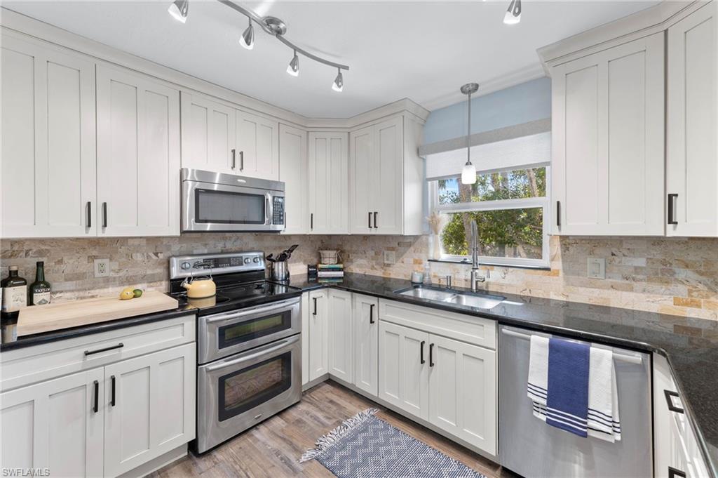 6092 Sanibel Captiva RD photo 22
