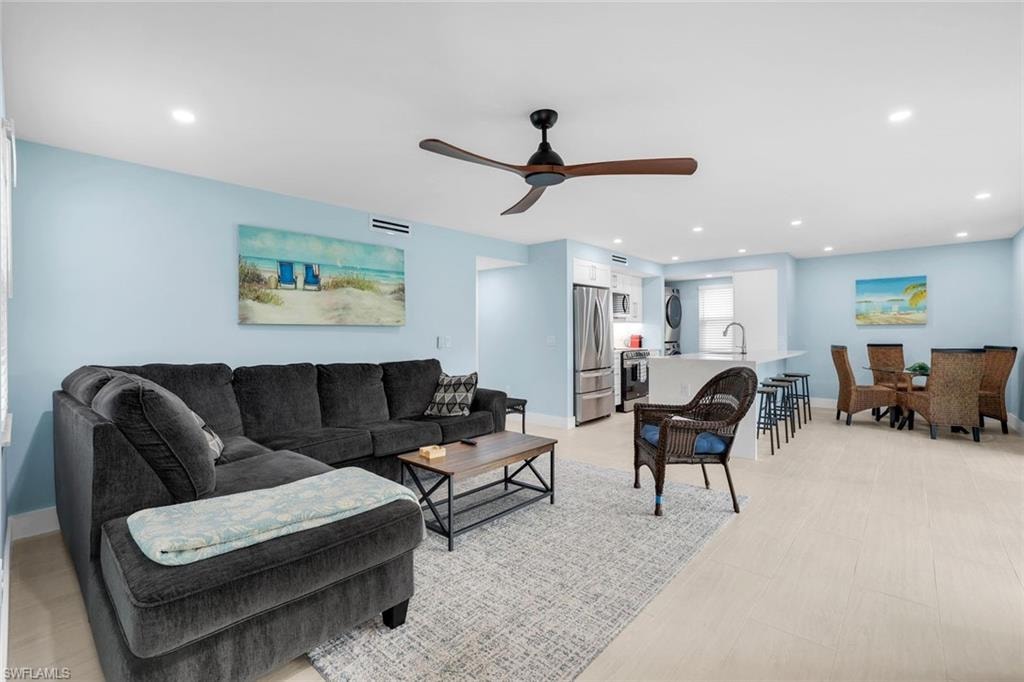 1155 Sandpiper ST C7