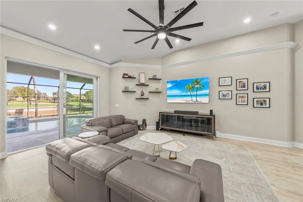 15520 Greenock LN photo 28