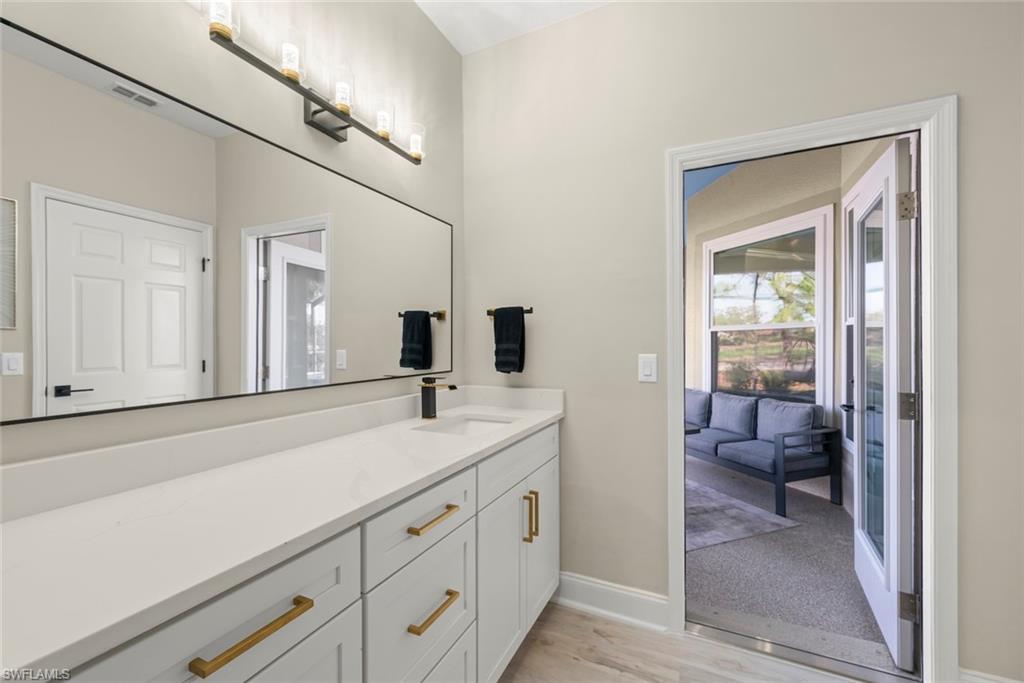 15520 Greenock LN photo 20