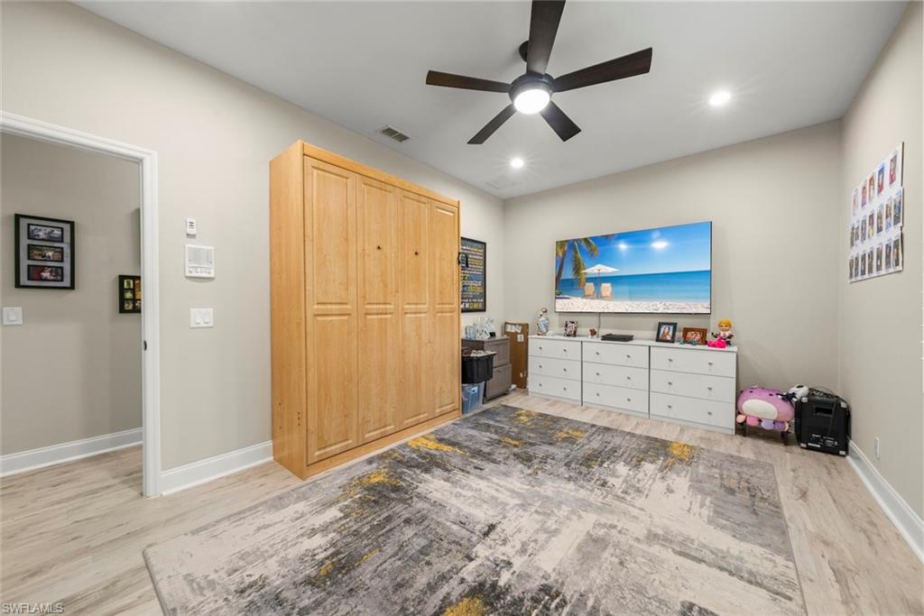 15520 Greenock LN photo 24
