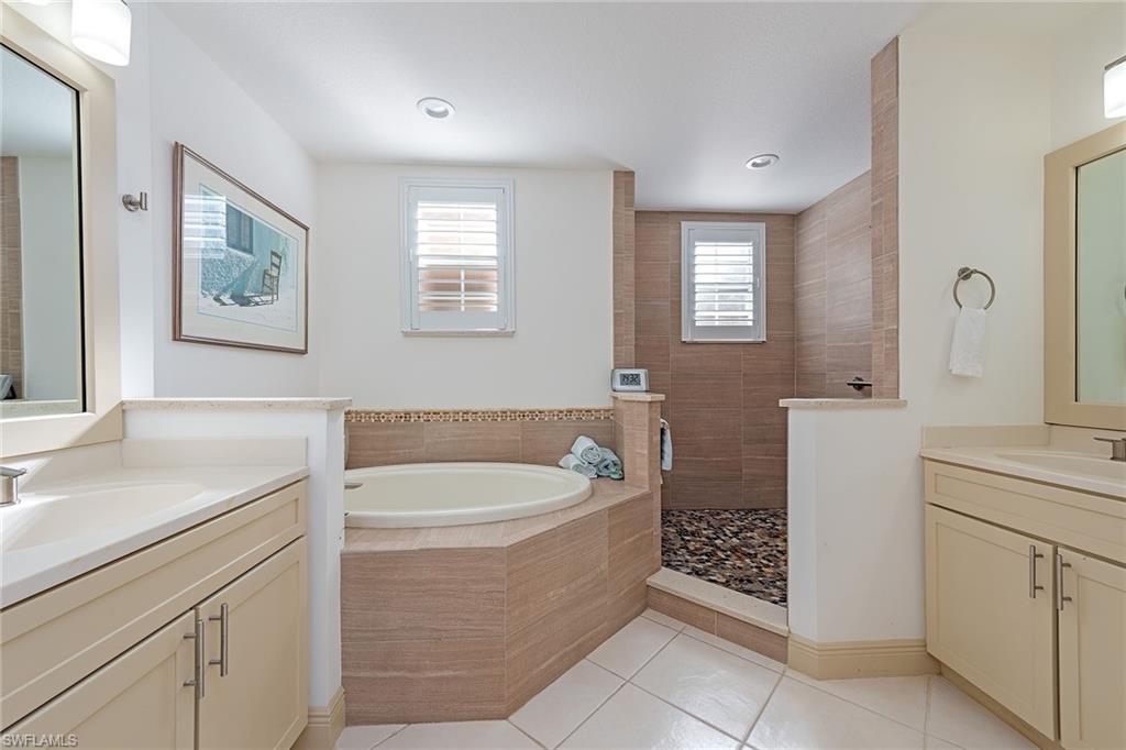 745 Regency Reserve CIR 5202 photo 8