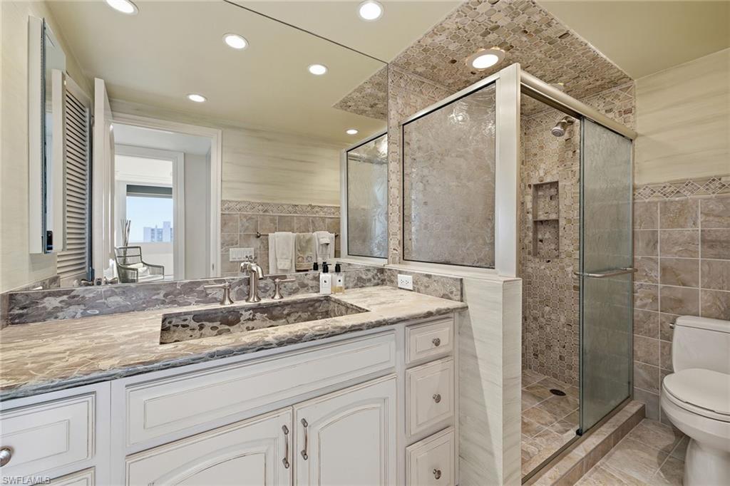 4001 Gulf Shore BLVD N 1205 photo 22