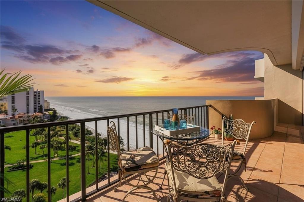 4001 Gulf Shore BLVD N 1205