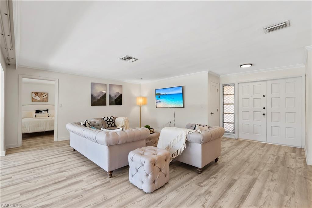 2125 Marina DR photo 10