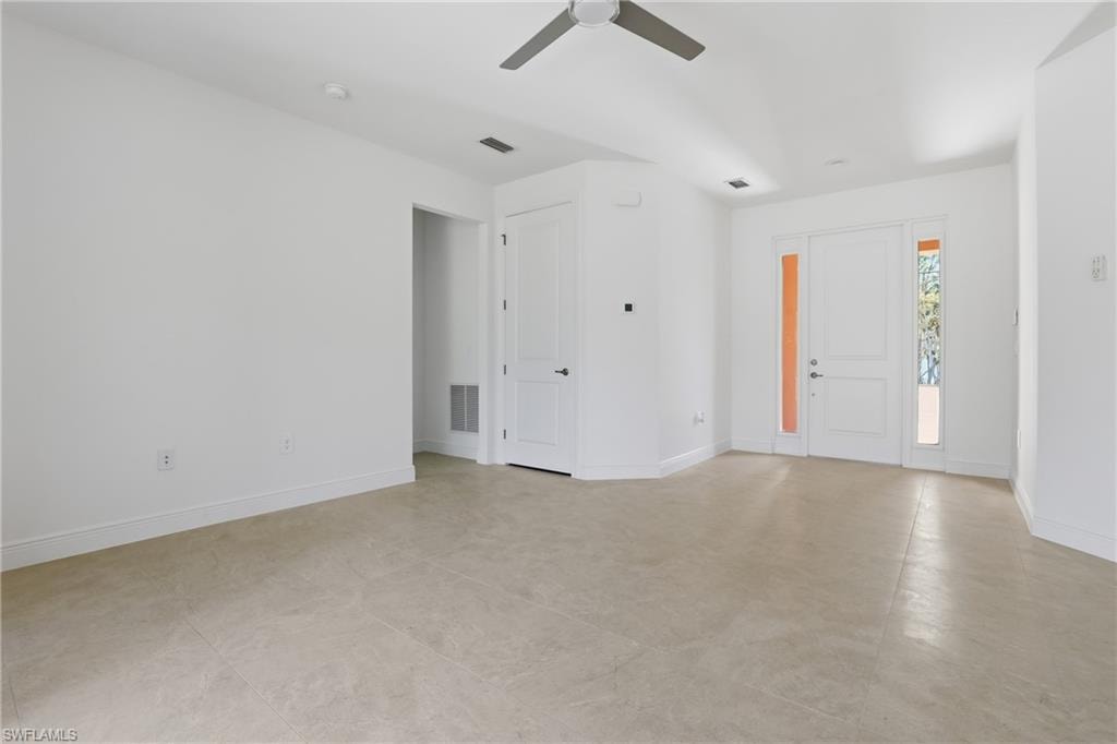 2167 Della DR photo 8