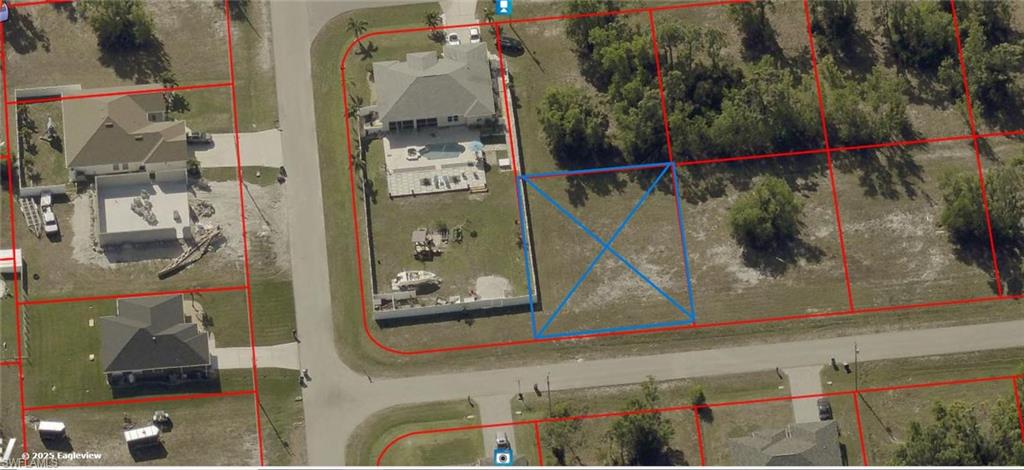 Map / location featuring property parcel outlined