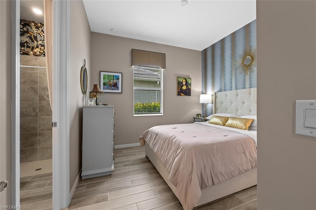 5994 Berwick LN photo 13