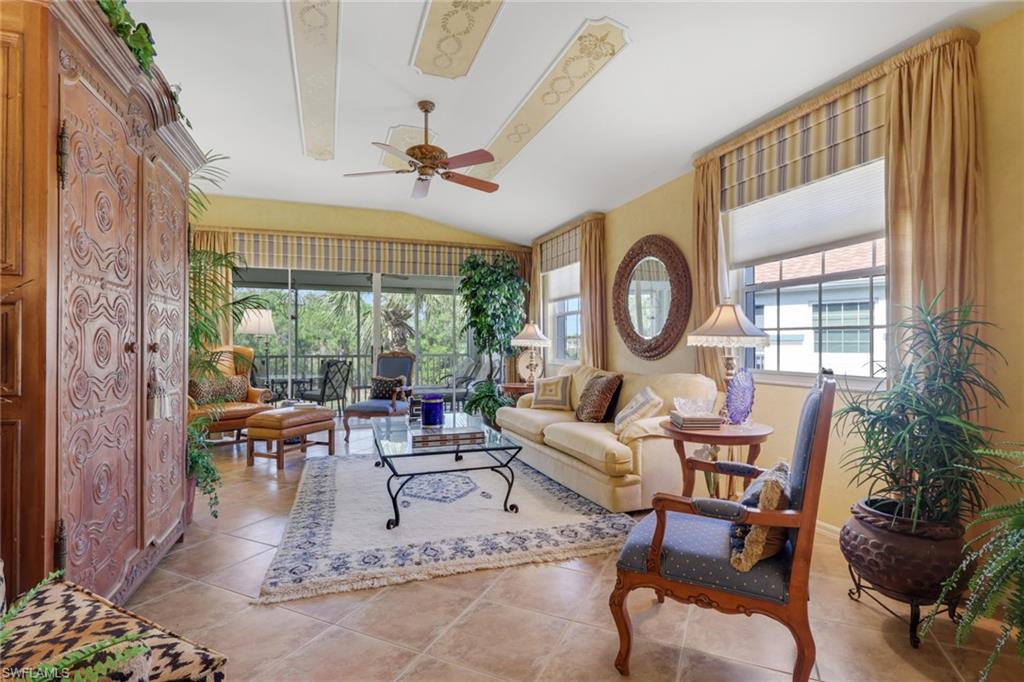 10801 Crooked River RD 203 photo 17