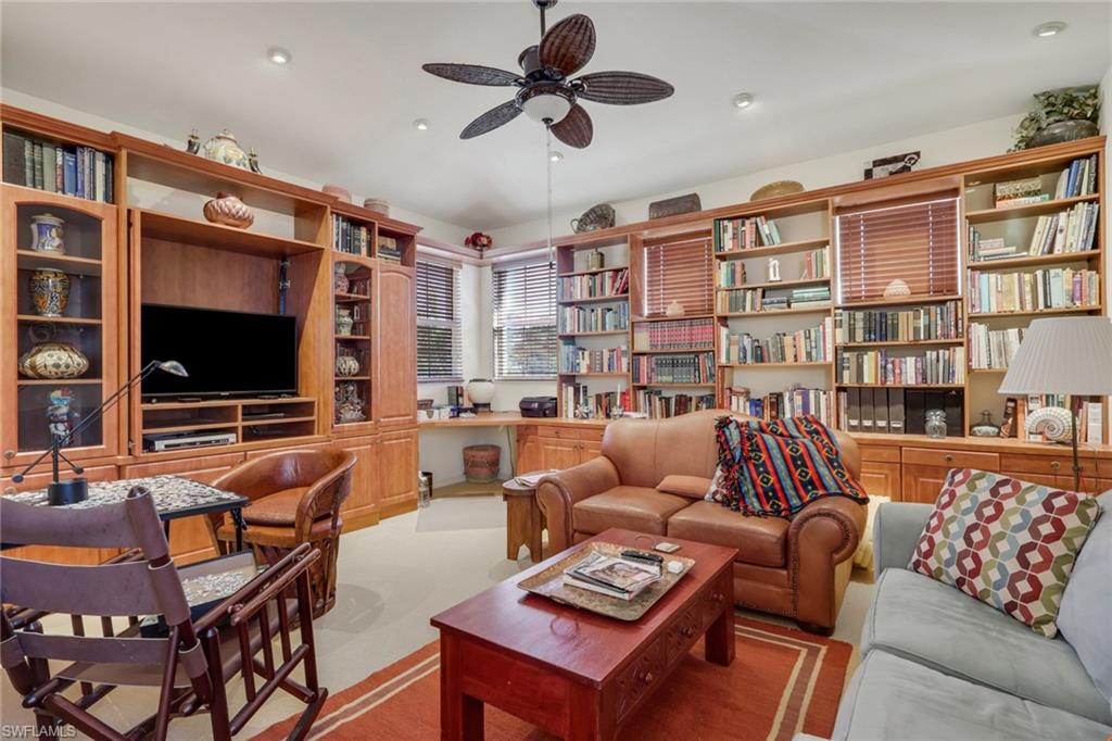 10801 Crooked River RD 203 photo 15