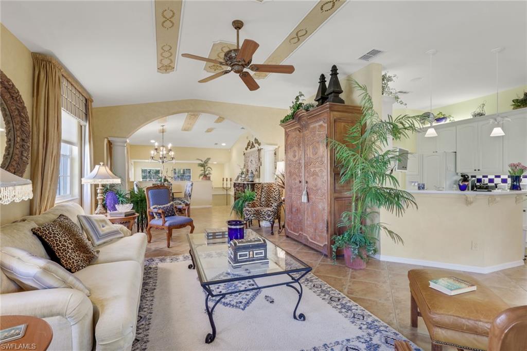 10801 Crooked River RD 203 photo 8