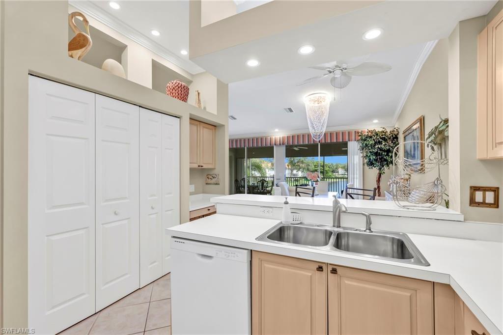 2476 Orchid Bay DR W201 photo 11