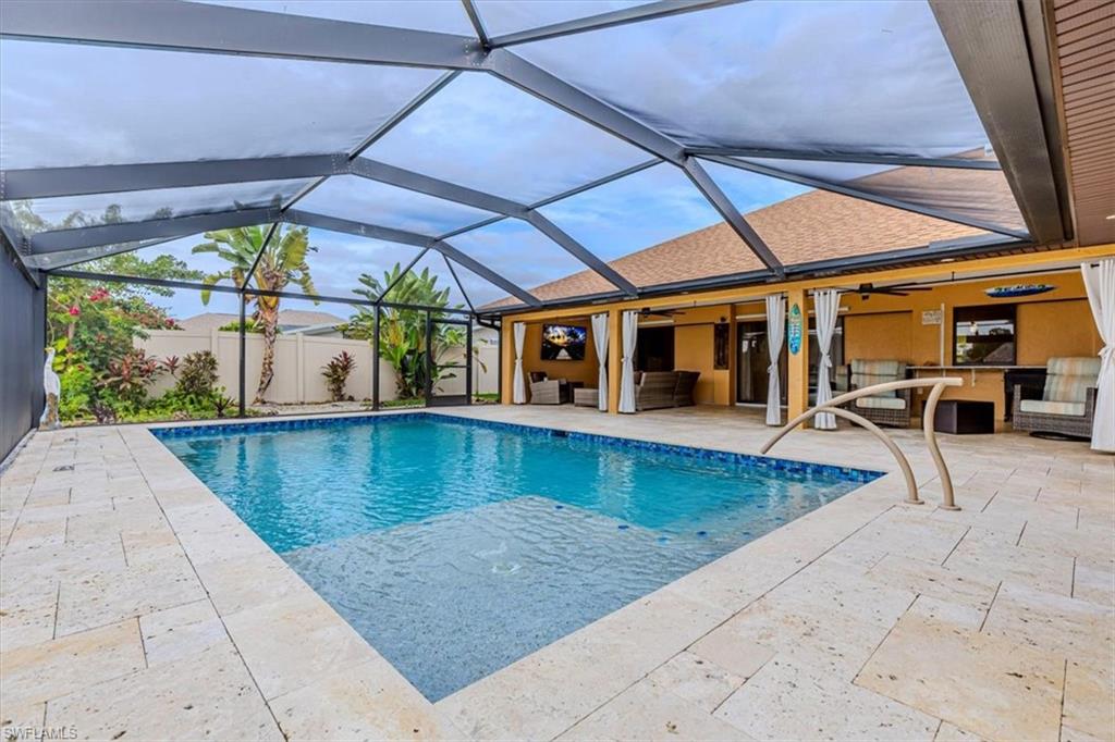 Pool Lanai