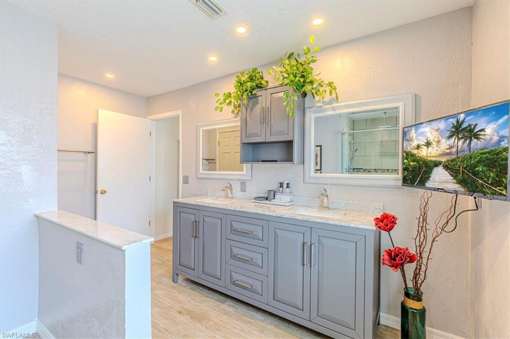 Master Bath 1