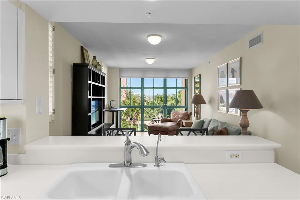 980 Cape Marco DR 508 photo 13