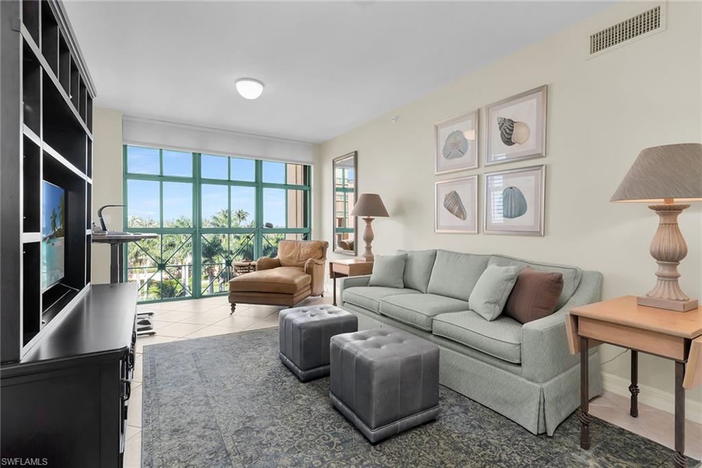 980 Cape Marco DR 508 photo 14