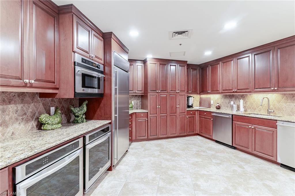 980 Cape Marco DR 508 photo 41