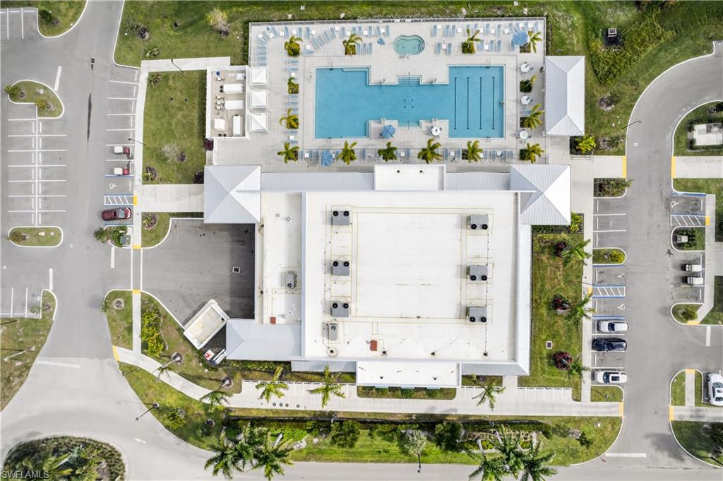 Bird's eye view of a pool area