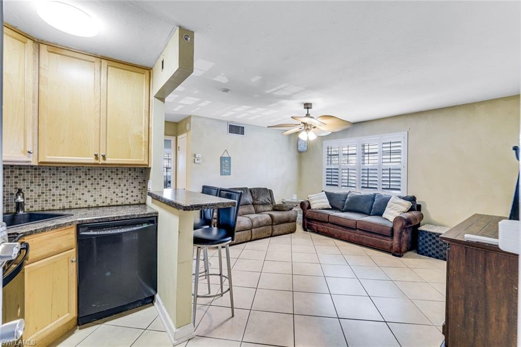 457 Tallwood ST 406