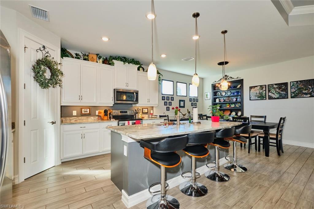15320 Torino LN photo 6